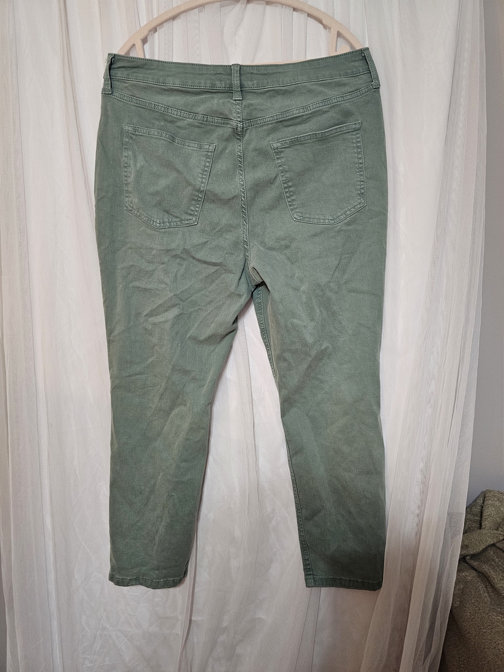 LC Lauren Conrad Olive Green Skinny Ankle Pants - Picture 2 of 4